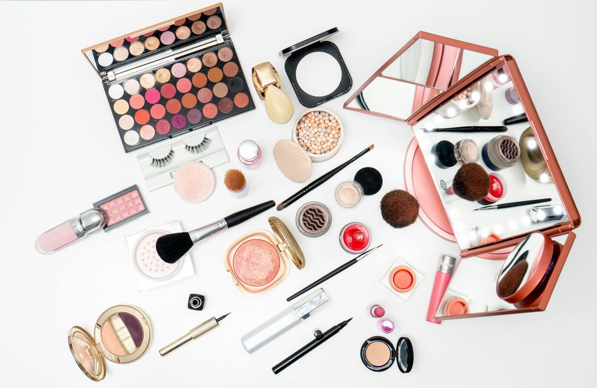 How Are Makeup Manufacturers Introducing Innovation in the Beauty Industry